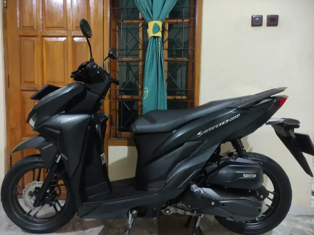 Super istimewa low km vario 150 keyless cbs iss super mulus jarang ada