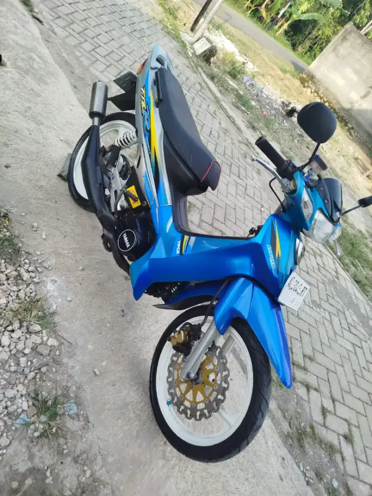 Fiz R th 2001 , istimewa ,  siap gass ,