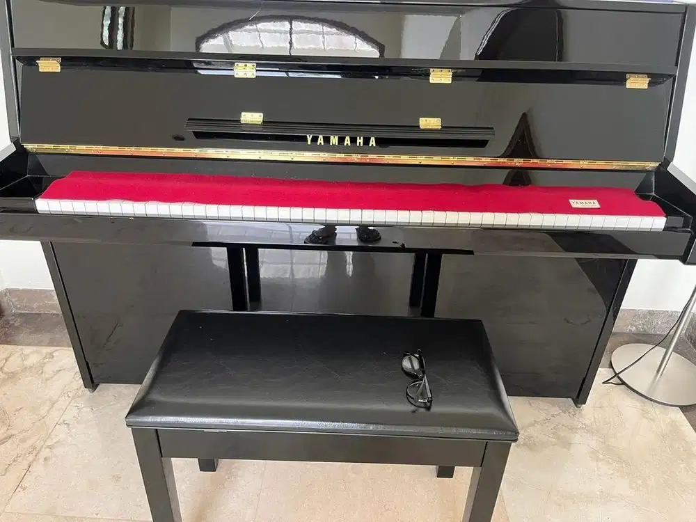 Di jual cepat Piano Yamaha second