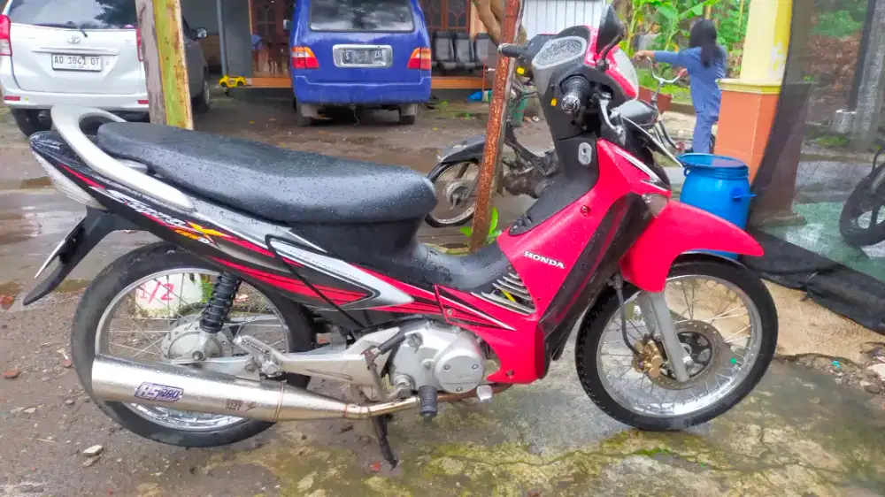 Supra x 125 karbu