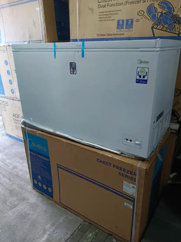 Frezer new aqua, midea,toshiba,murah bergaransi 220liter,420ltr,500ltr