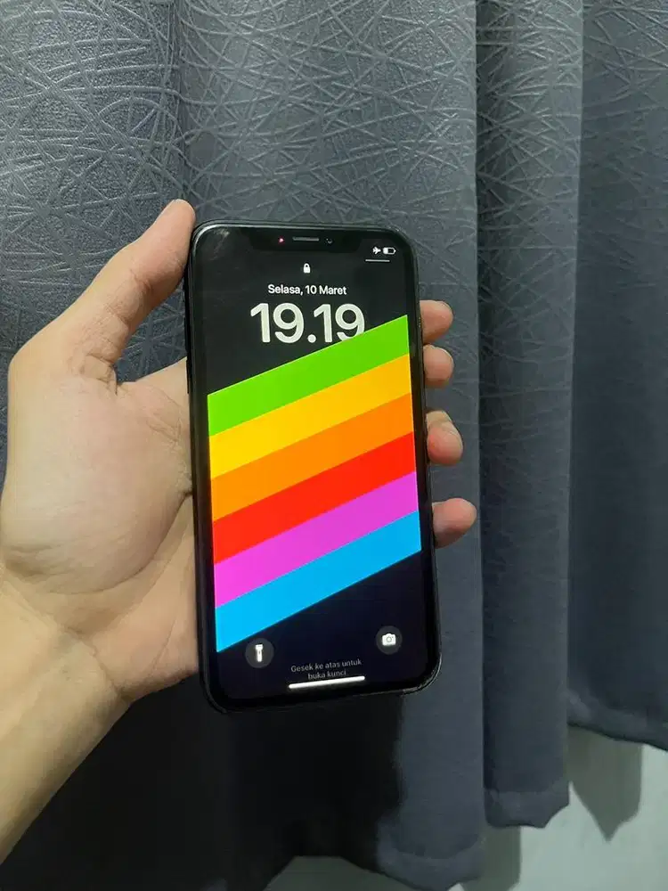 Iphone XR 64 gb ( ibox )