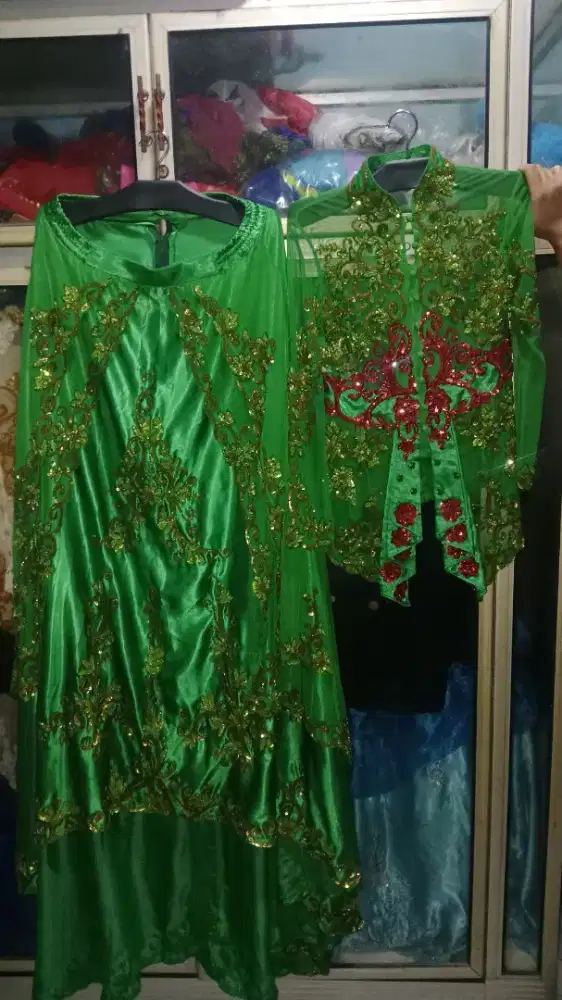 Dress pengantin wanita