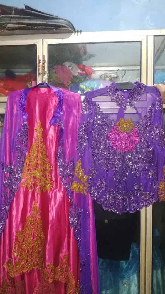 1 set dress pengantin