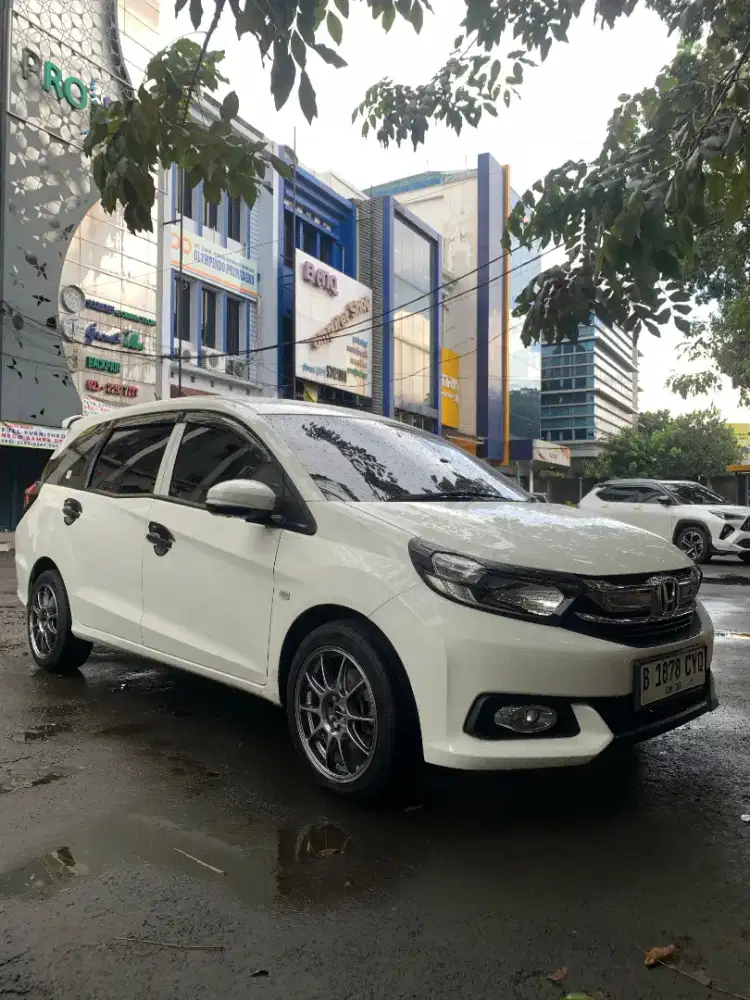 Honda Mobilio 2017