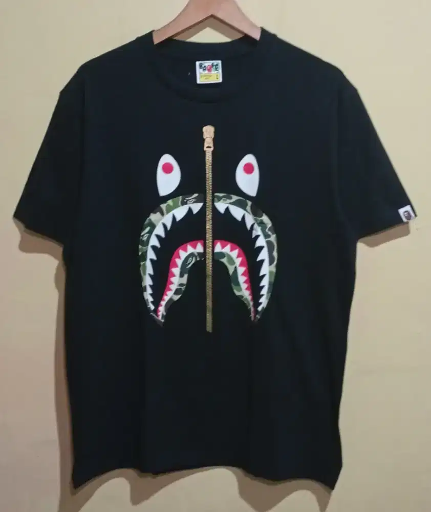 BAPE SHARK CAMO BLACK TEE