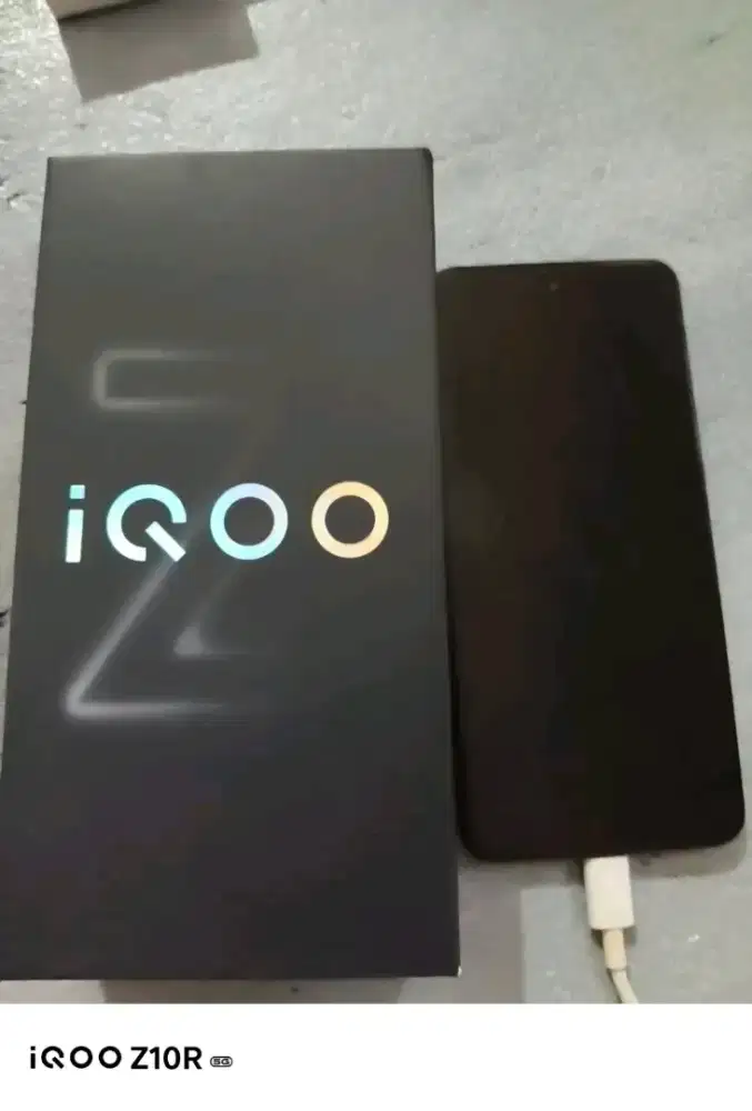 IqOO Z9x 5G 8/256 second