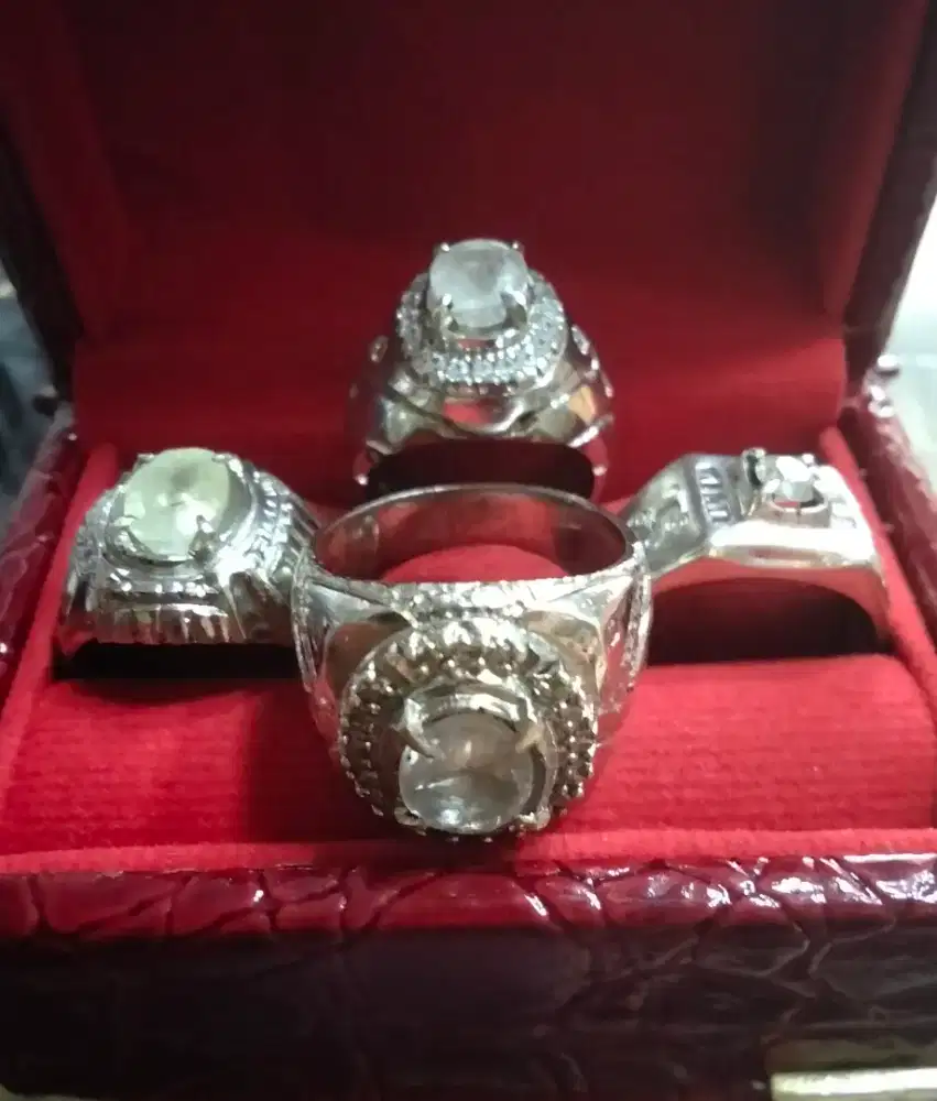 Berlian Kalimantan tinggal pakai