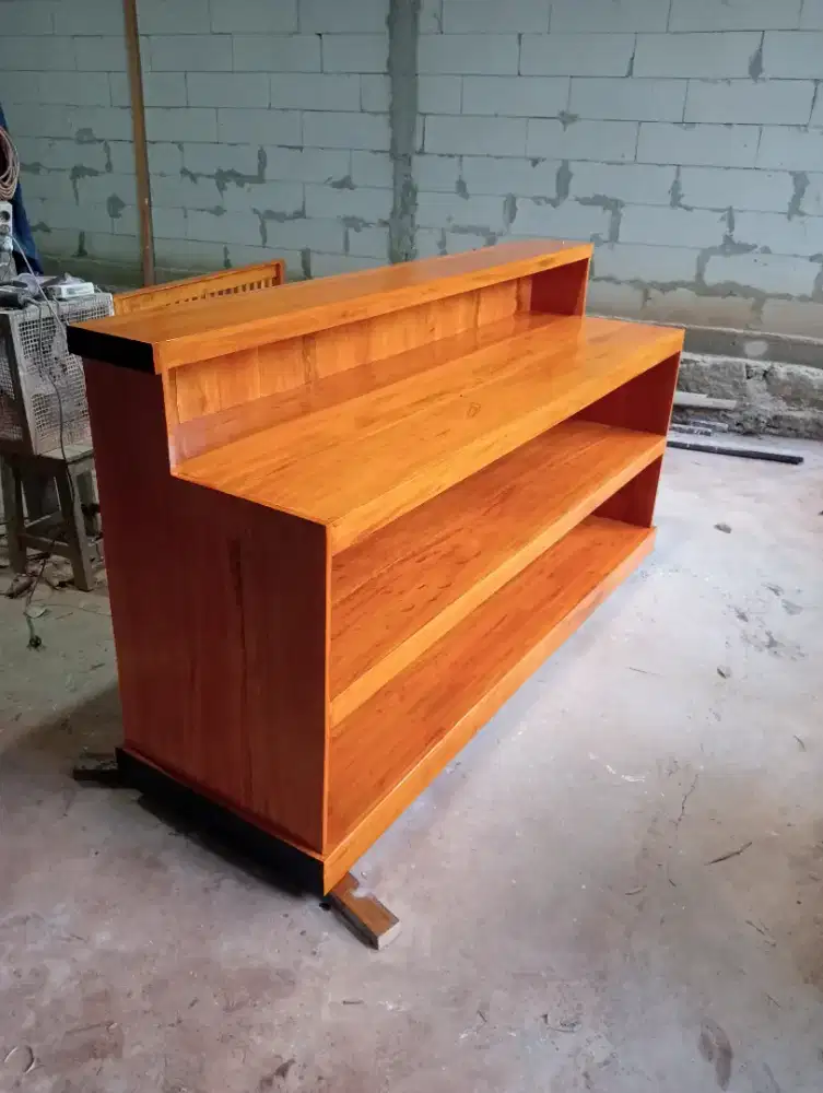 Meja bar/barista minimalis simpel