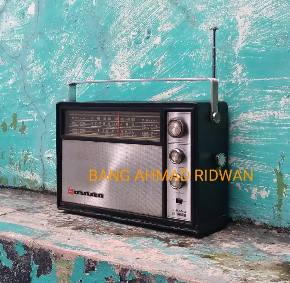 National radio transistor MW AM SW antik jadul kuno tua klasik