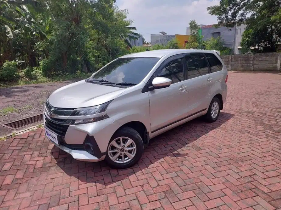 DP MURAH Xenia 1.3 R Bensin-MT-2021 SILVER YE