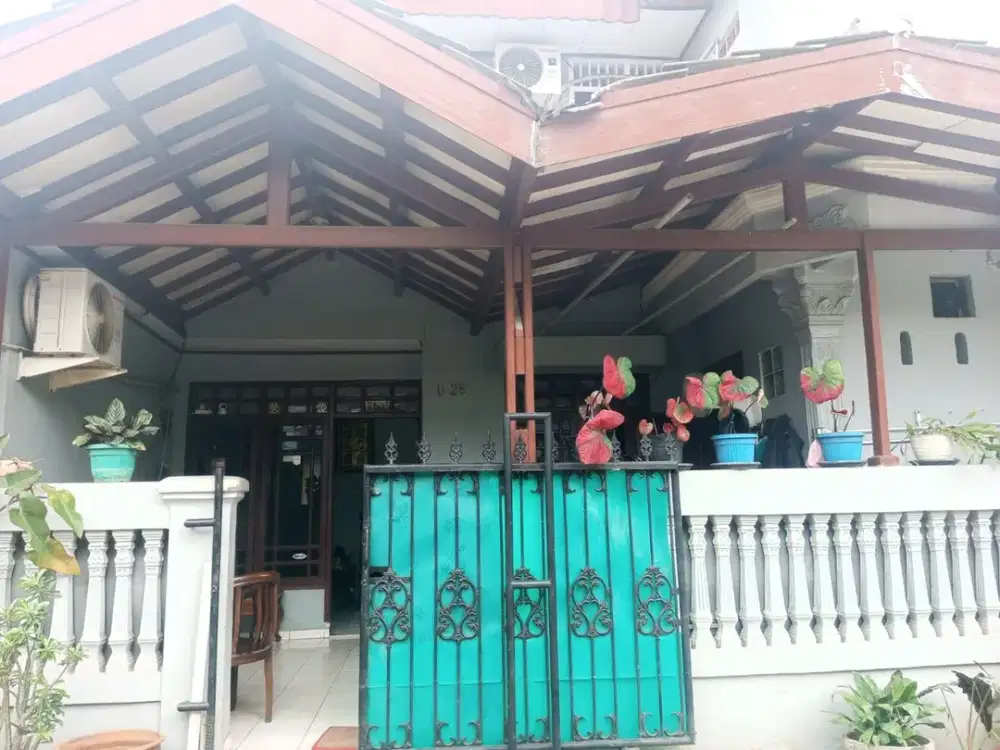 Dijual Rumah satu lantai di Bawah Harga Pasar Lokasi di Cibinong, Dekat kota wisata.