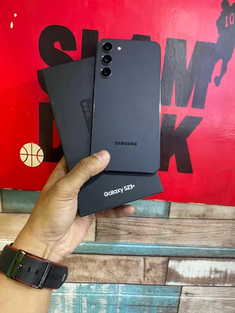 samsung s23+ 8/256gb