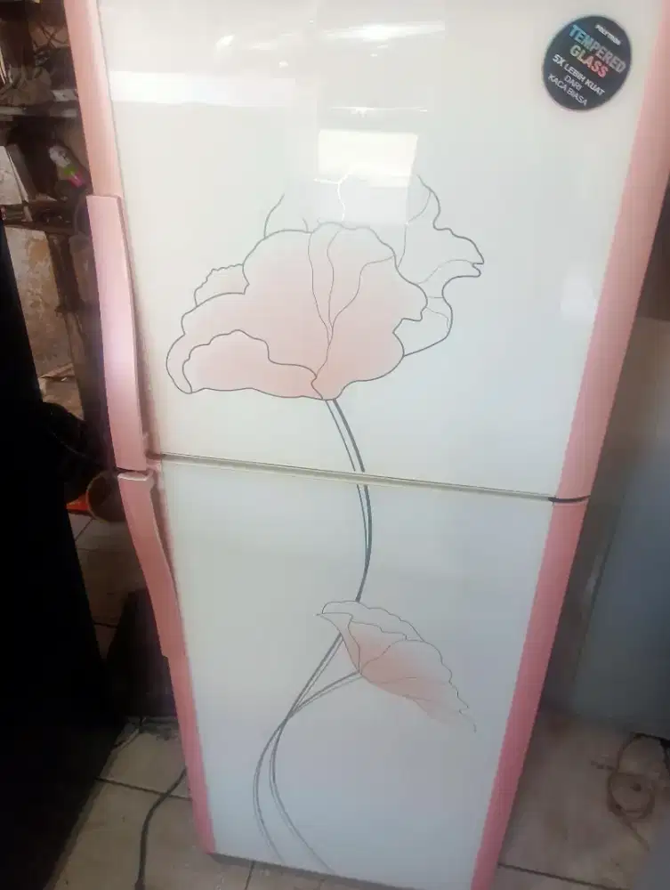 Kulkas Polytron 2 pintu