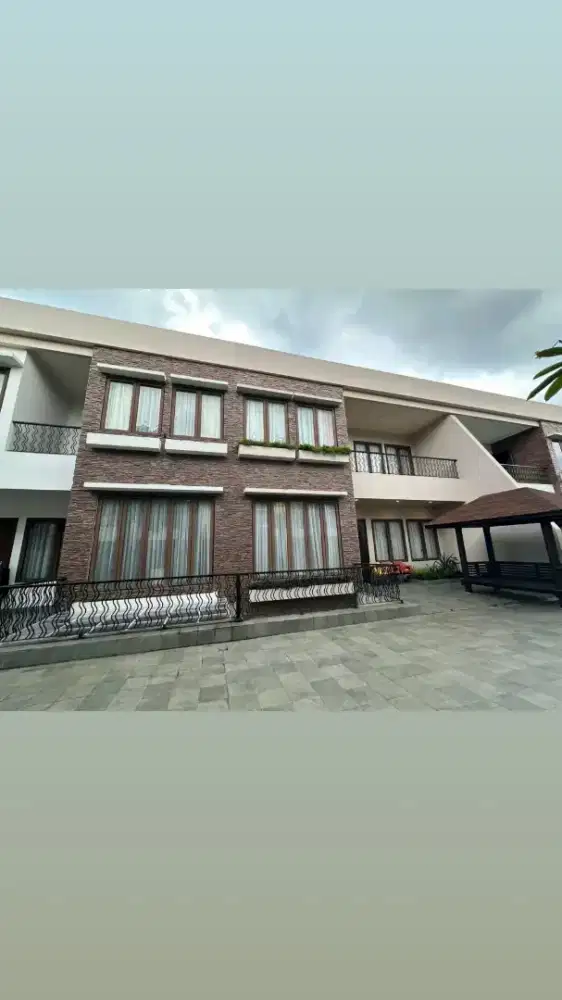 Rumah mewah tengah kota