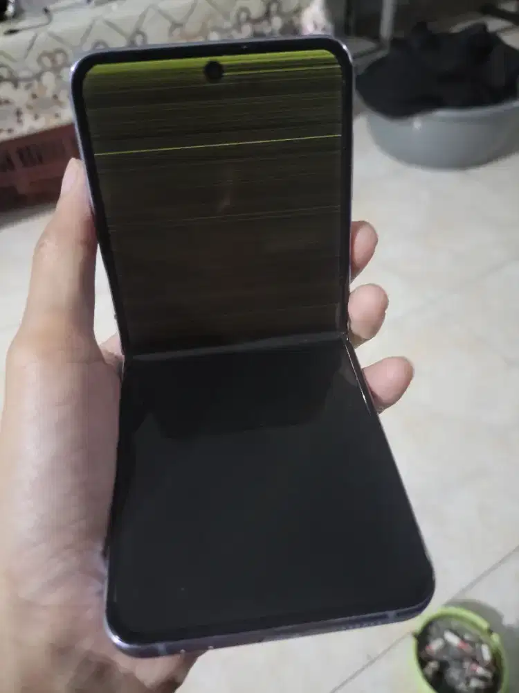 samsung flip 4 8/128 resmi sein minus