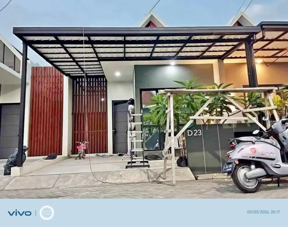 Kanopi baja ringan dan garasi