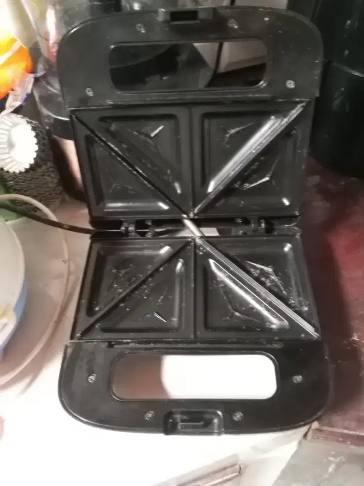 Pemanggang roti tawar