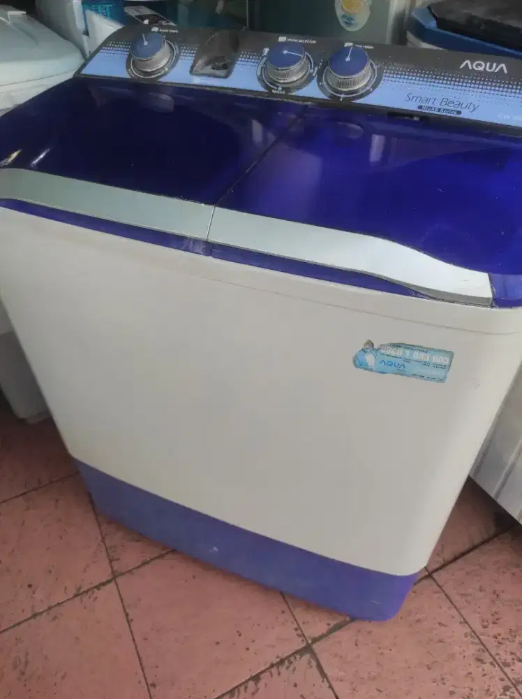 Mesin cuci 2 tabung Aqua kapasitas 8.5 kg semua normal siap pakai