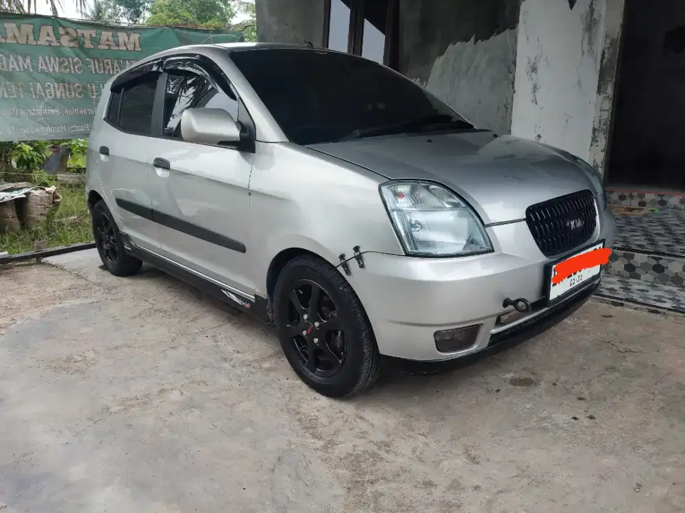 Dijual mobil kia picanto tahun 2005 pemakaian 2006 awal