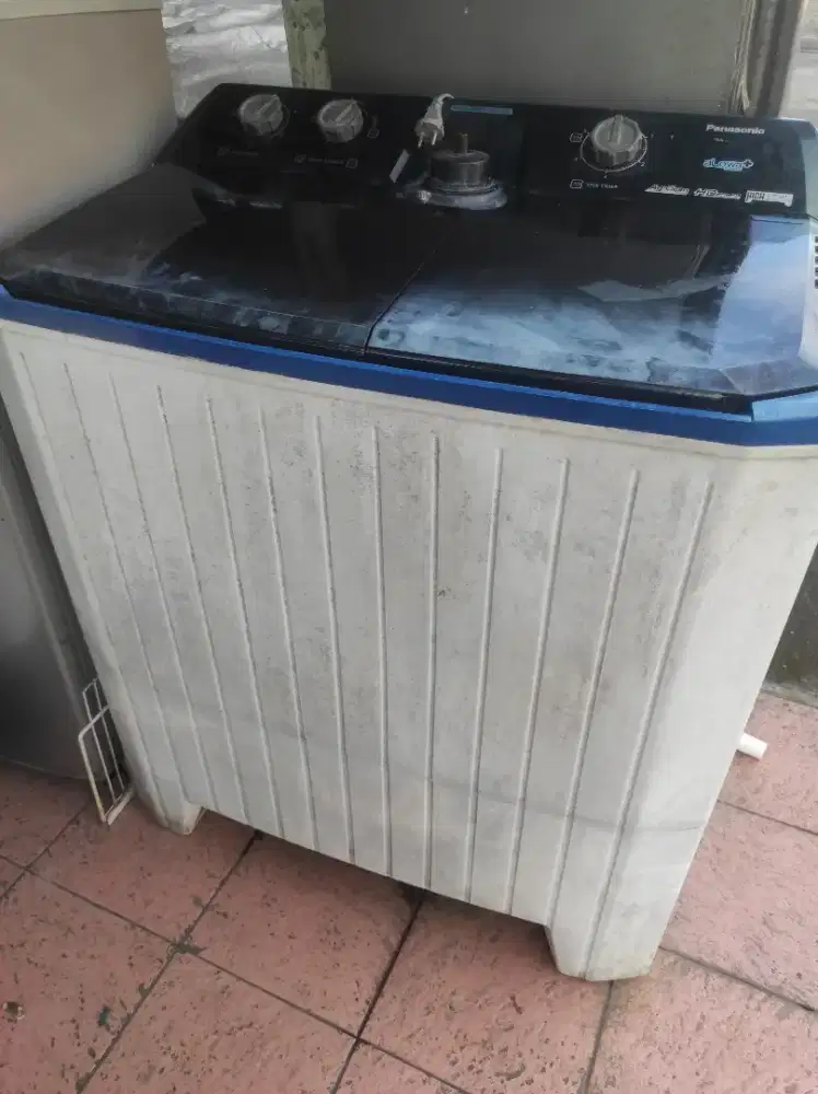 Mesin cuci 2 tabung panasonic kapasitas 12 kg siap pakai