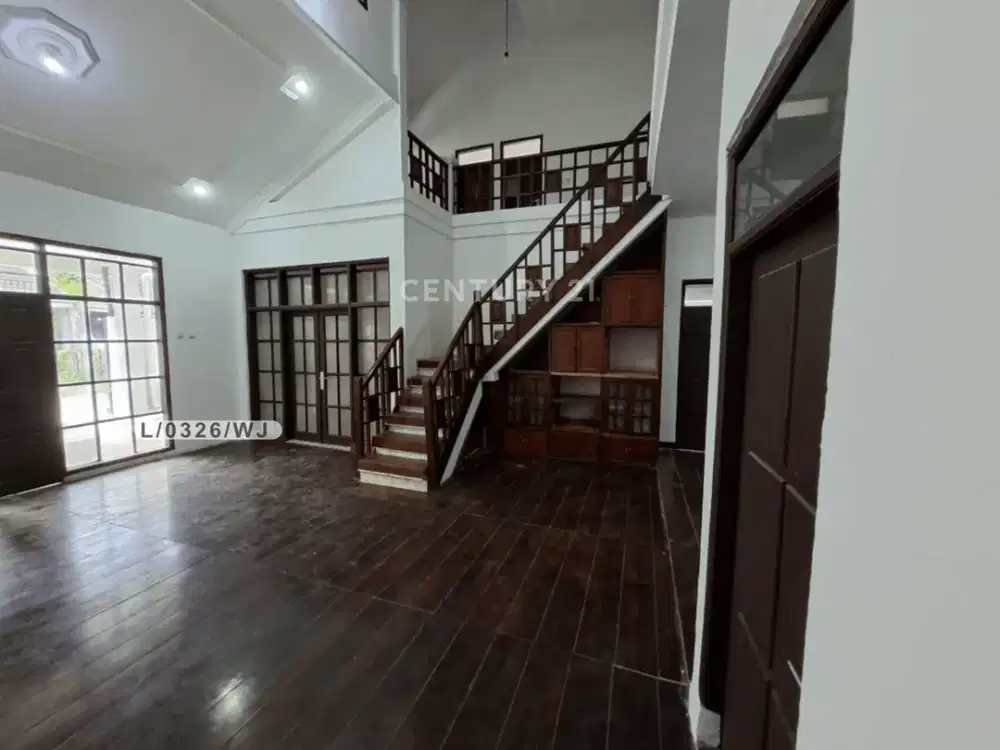 Rumah 2 Lantai Nyaman Dan Strategis Di Griya Bandung Asri