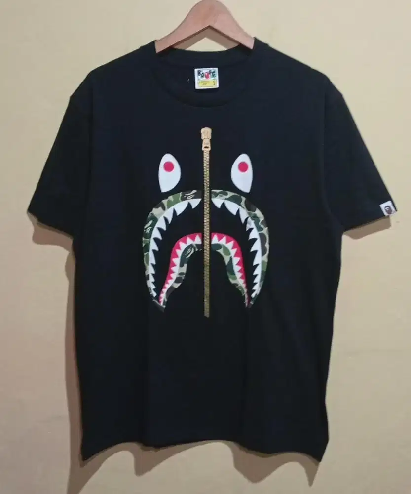 BAPE SHARK CAMO BLACK TEE