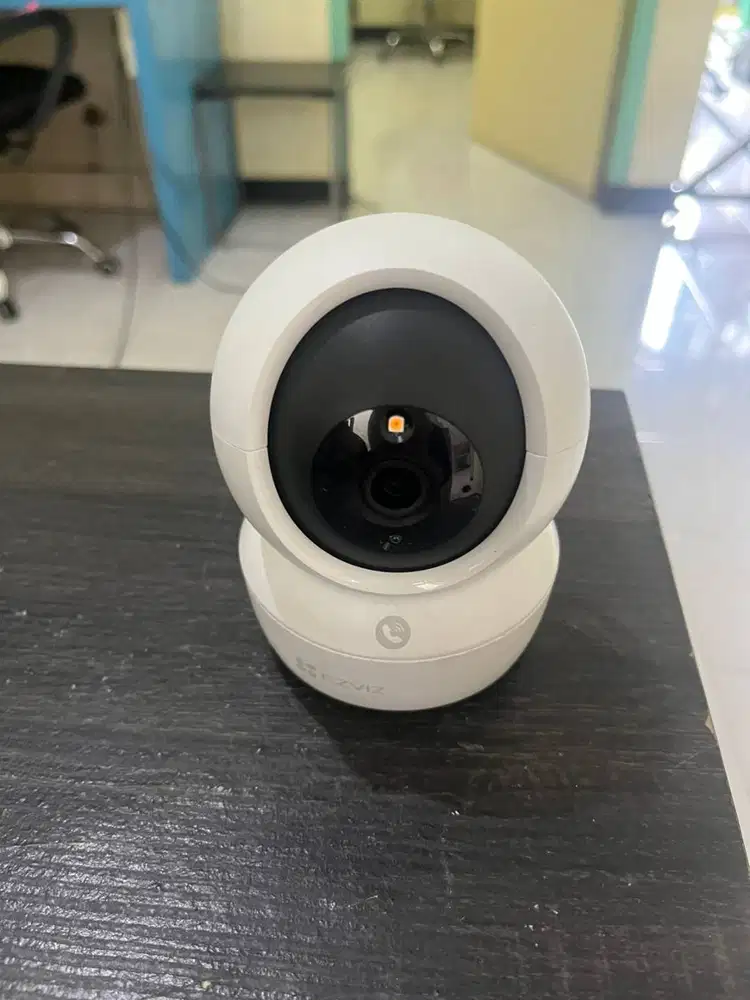 EZVIZ H6C Pro 3K 5MP Auto Tracking Pan and Tilt Wifi IP Camera