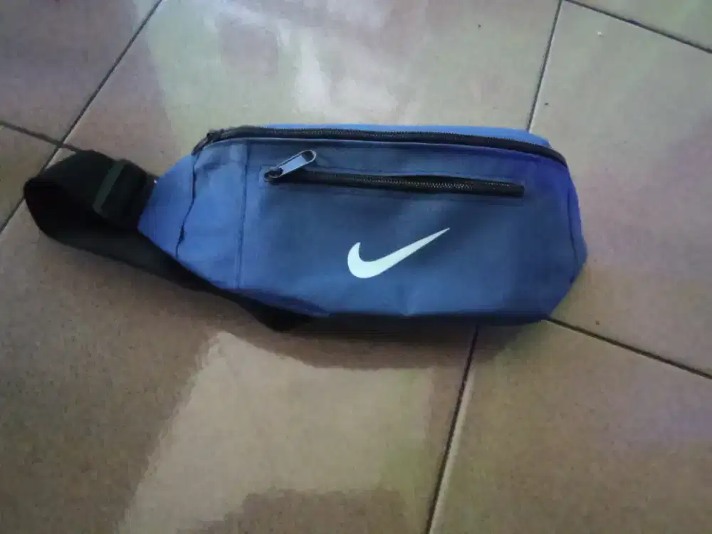 Baru Tas pinggang baru ada 3