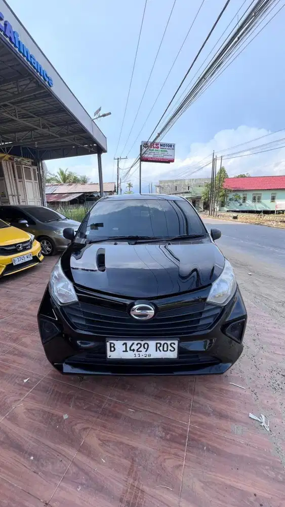 Daihatsu Sigra M 1.0 2023 MT
