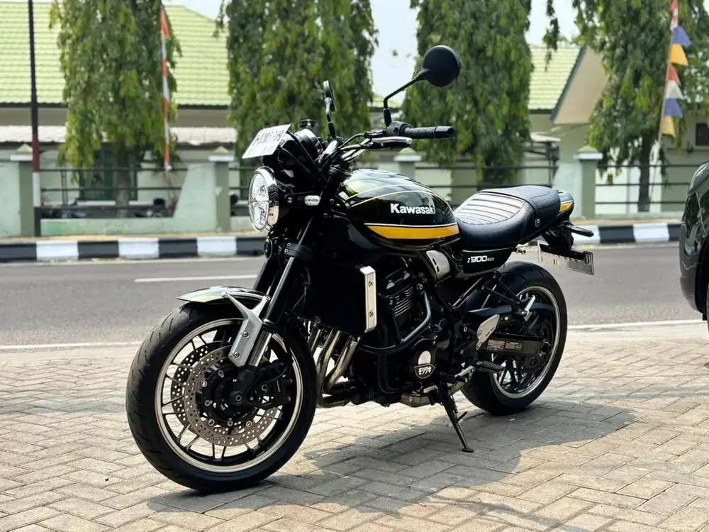 [Km 6rb]Kawasai Moge Clasic Z 900RS 2021/2022