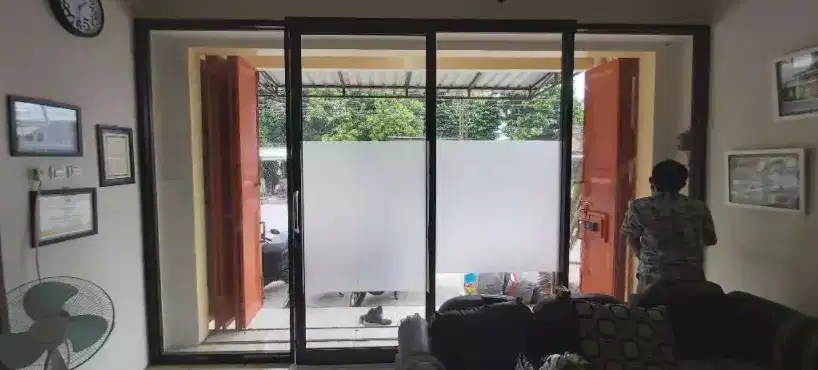 Sedia bahan dan jasa sticker kaca sanblast kaca film