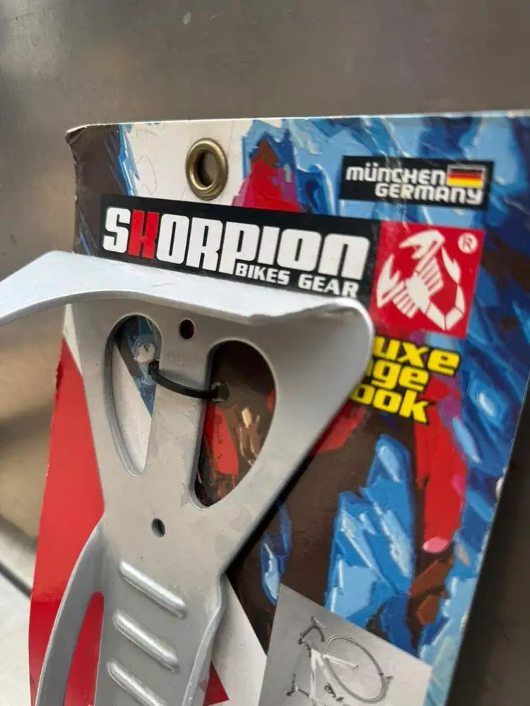 Scorpion Bikes Gear Bracket Gantung Sepeda / Bicycle Storage Hook