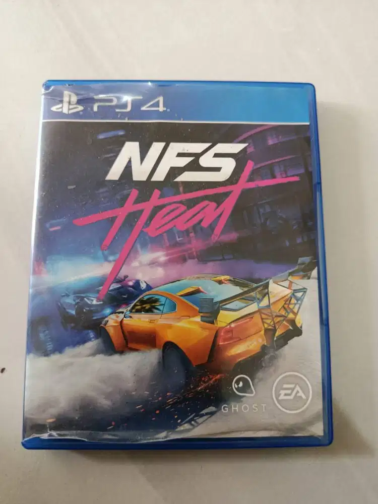 KASET PS4 NFS HEAT dan HORIZON ZERO DAWN