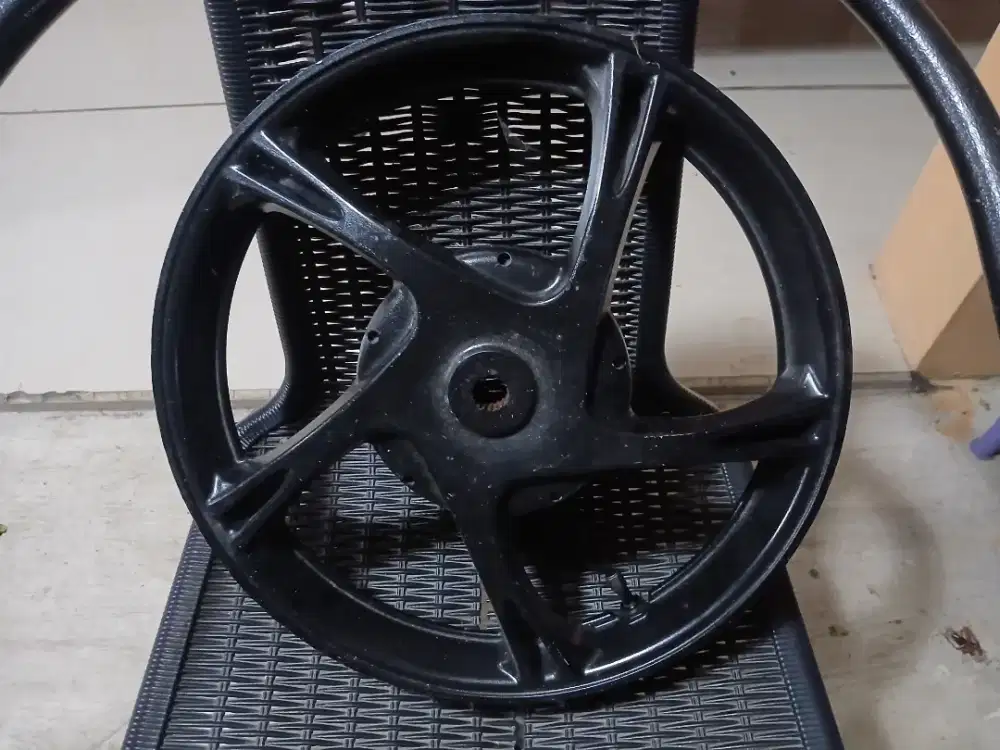 Pelek belakang orisinal yamaha Mio sporty dan smile
