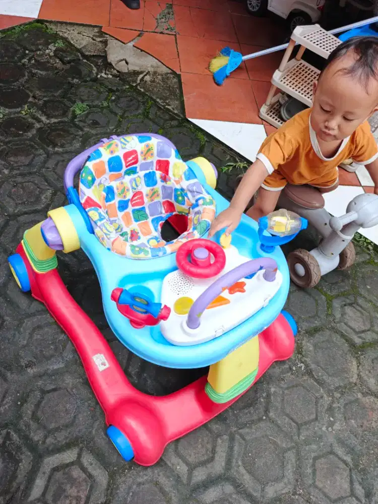 Jual babywalker musik off