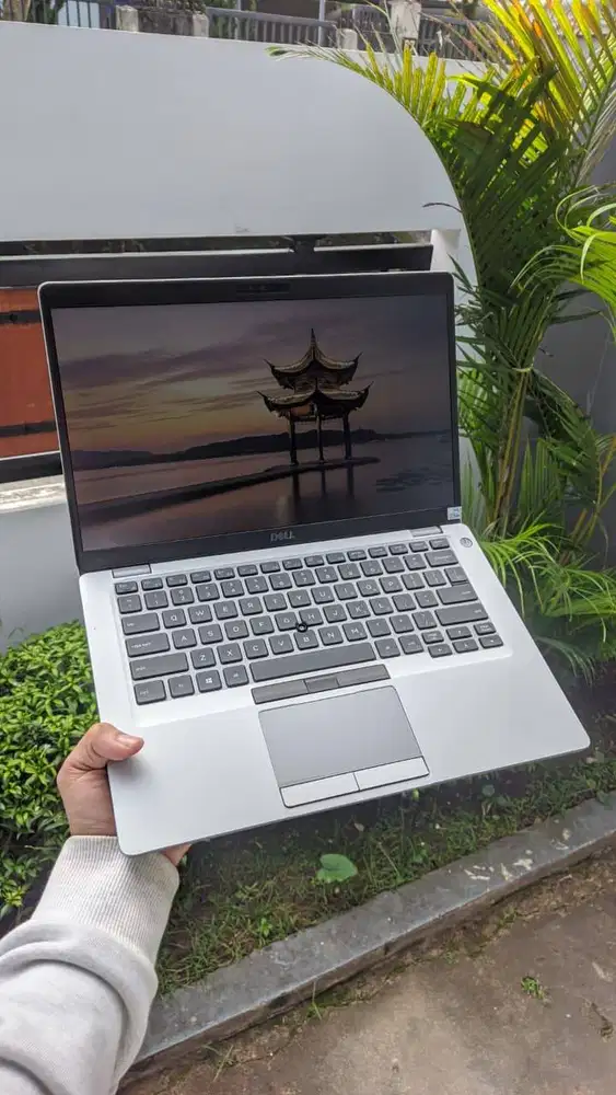 Dell Latitude 5410 Core i5 Gen10 RAM 8GB SSD 256GB Laptop Kantor