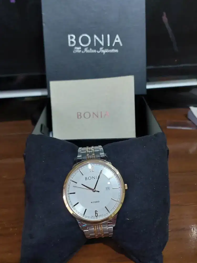 Atloji bonita like new