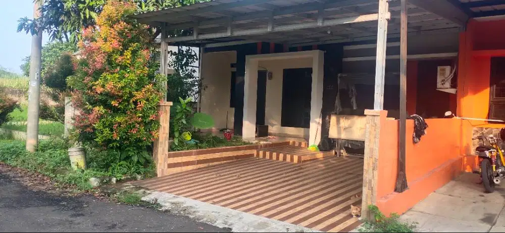 Rumah Strategis 5 Menit ke Stasiun Cilebut & Tol BORR – Siap Huni