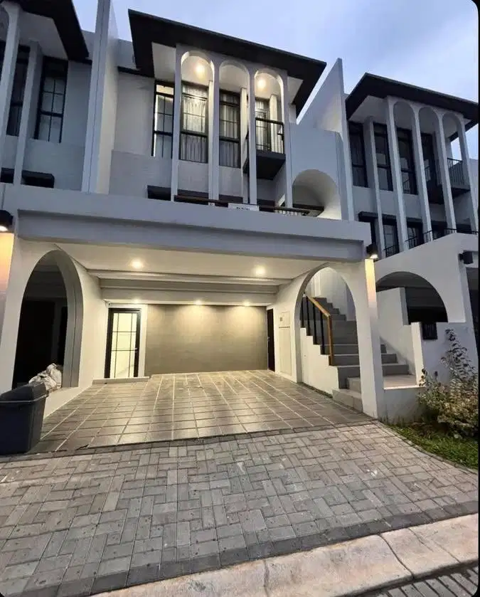 Rumah apik di sewakan di cluster Aether, BSD City