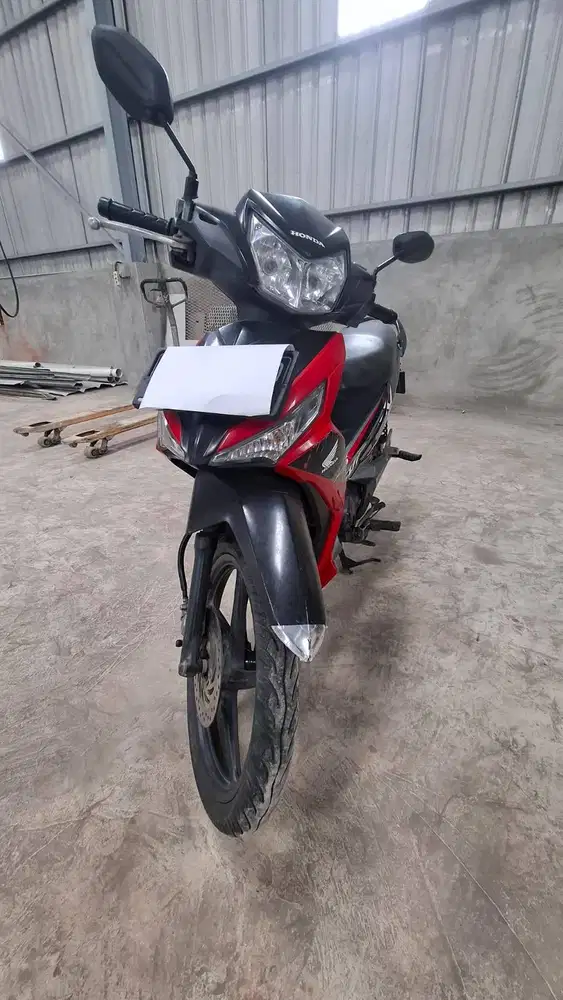 JUAL MOTOR HONDA SUPRA 125 TAHUN 2016 M/T