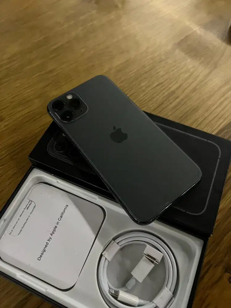 iphone 11 pro 256gb siap di gunakan