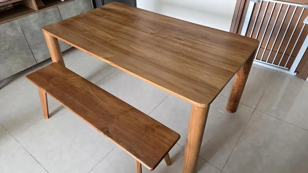 Meja Makan Set Kayu Jati Jepara