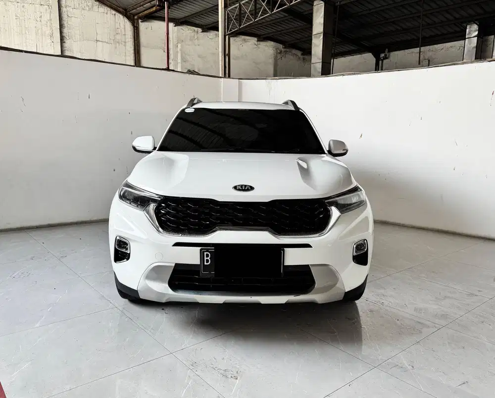 2021 KIA Sonet Premiere 5 sheater At