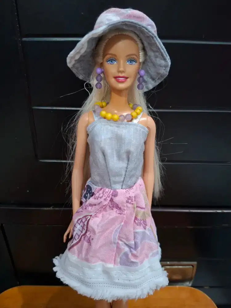 Boneka Barbie Mattel