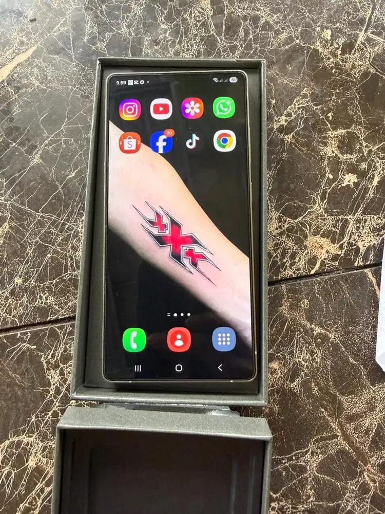 Samsung S25 Ultra pakaian 3 bulan resmi Sein