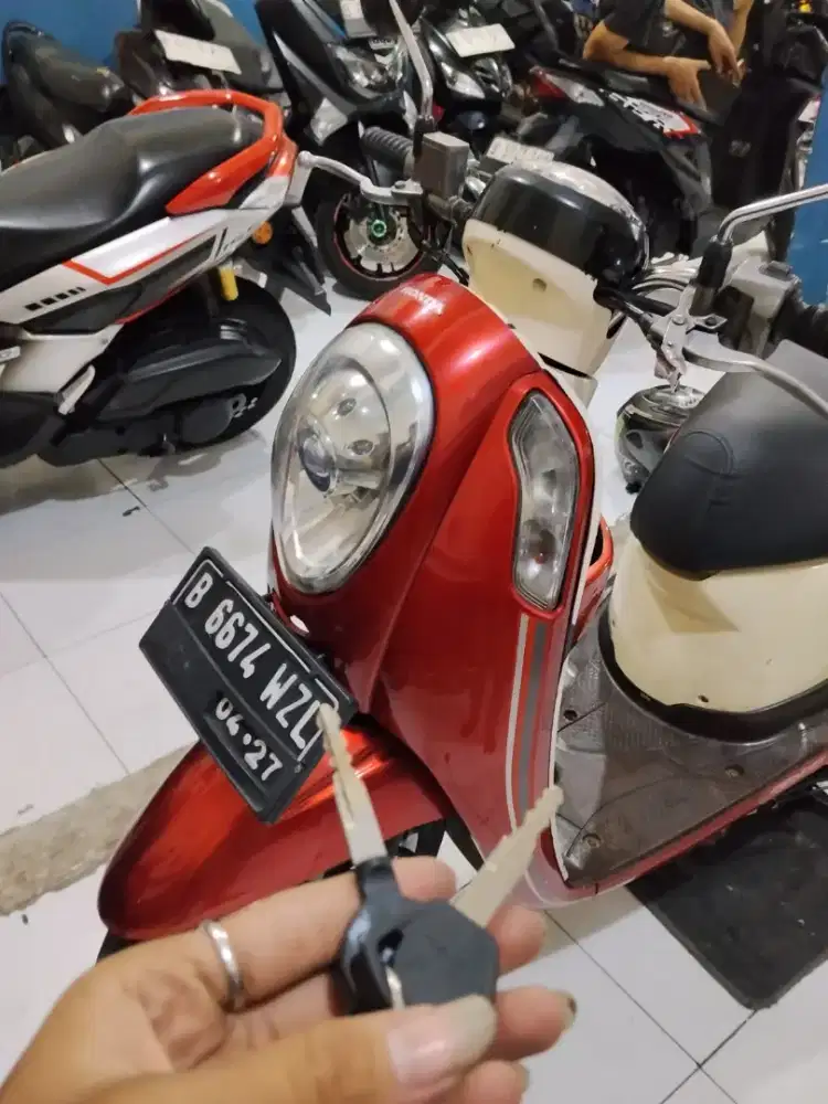 DI JUAL Honda Scoopy stylist cbs iss 2016