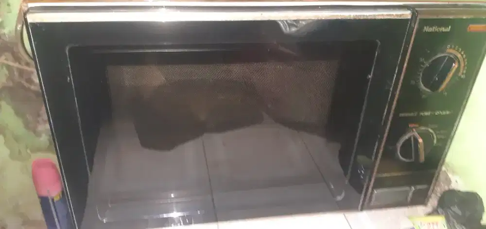 Oven Microwive Bekas