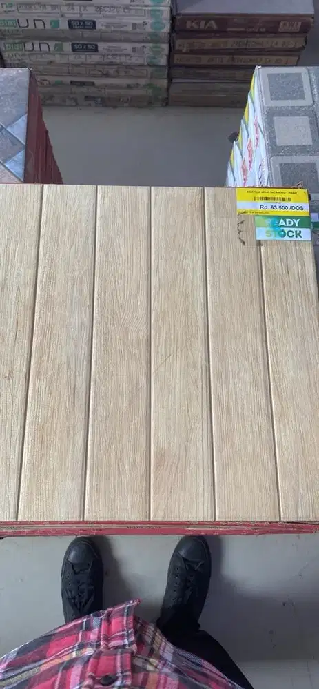 Keramik Asia Tile 40X40 Oklahoma Cream