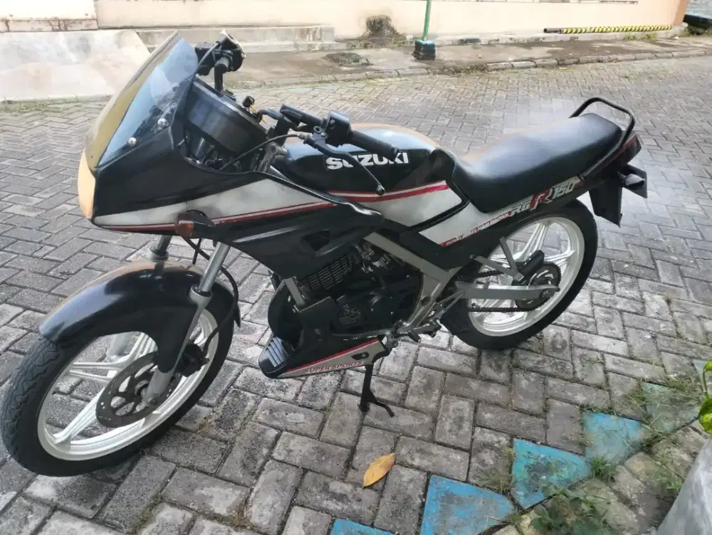 Dijual Suzuki RGR Tahun 1992